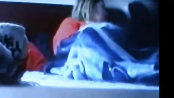 Parim viis tuju tõsta on kahe rinnaka sõbrannaga persse ajamine.